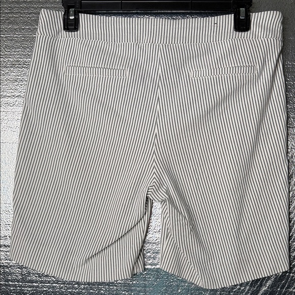 Hilary Radley Black and White Striped Women's Shorts - Picture 6 of 9